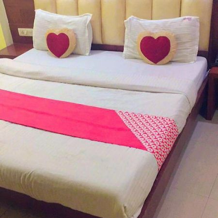 Ever Green Guest House Travel & Pg نيودلهي المظهر الخارجي الصورة